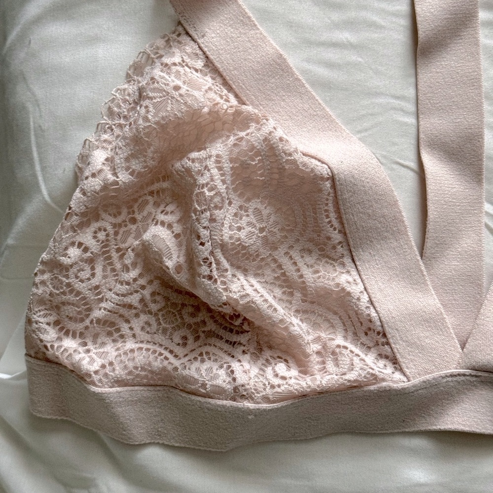 Colsie Bridal Lace Pink Bralette - Picture 2 of 5